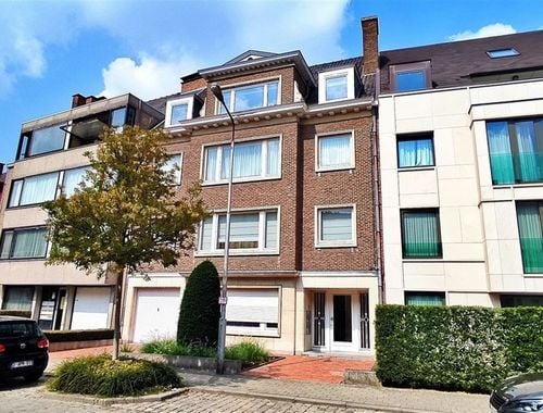                                         Appartement te huur in Kortrijk, € 825
