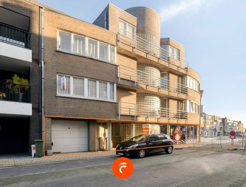                                         Usage mixte à vendre à Lauwe, € 285.000
