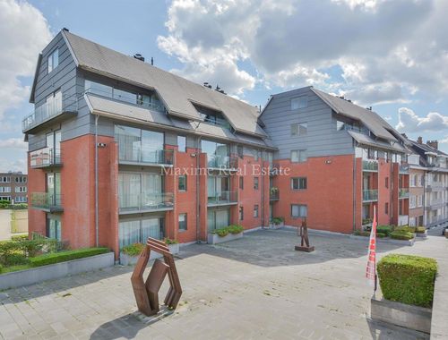                                         Duplex à vendre à Woluwe-Saint-Pierre, € 490.000
