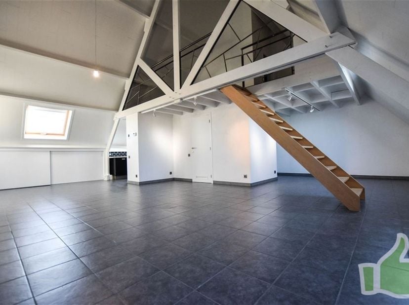 Appartement te huur in rue du petit pont 50 bus 5,
                    7700 Moeskroen