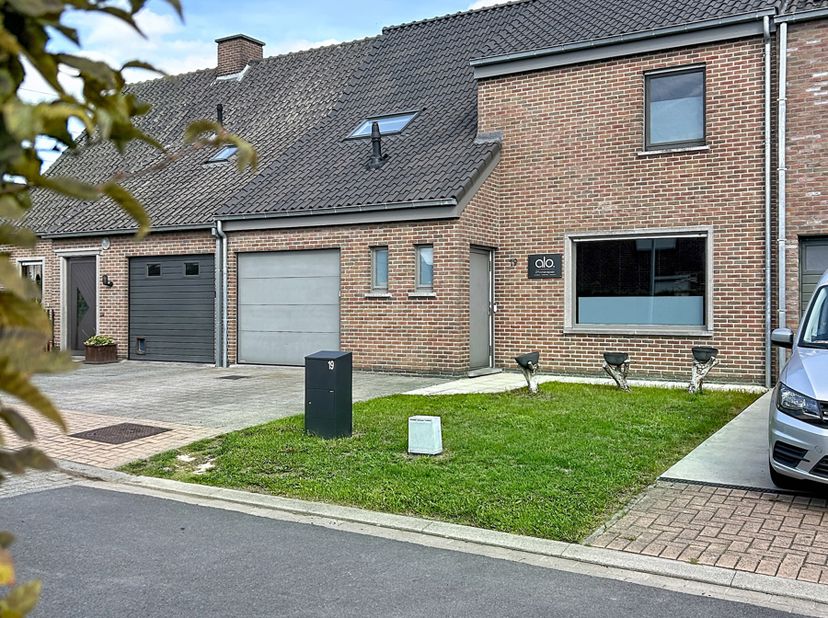 Maison à vendre à Lijnwaadstraat 19,
                    8800 Roeselare