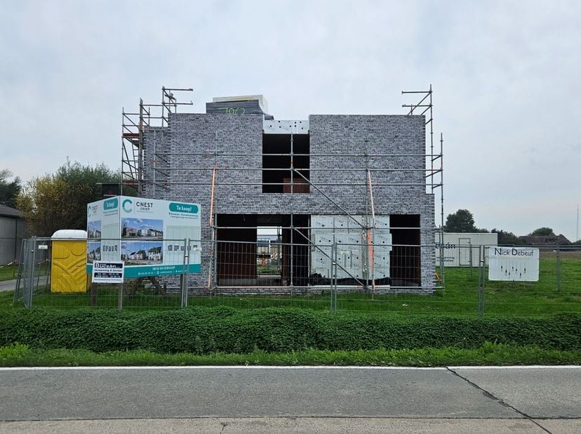 Huis te koop in Moorseelsesteenweg 188 bus Lot 01,
                    8800 Roeselare