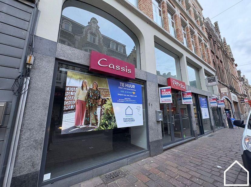 Bien professionnel à louer à Boterstraat 13 boîte A,
                    8900 Ieper