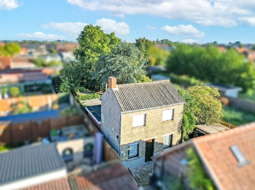Huis te koop in Jonkershovestraat 102,
                    8650 Houthulst