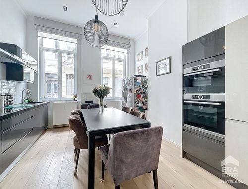                                         Duplex te huur in Brussel, € 1.850
