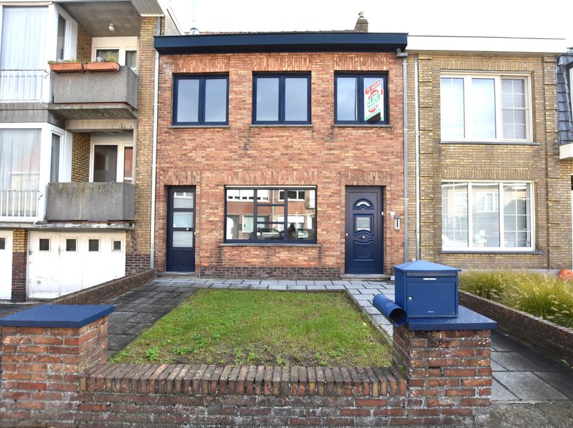 Huis te huur in Assebroeklaan 100,
                    8310 Sint-Kruis