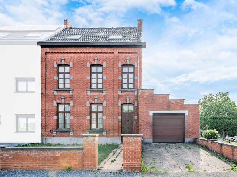 Huis te koop in Rue de boussu 284,
                    7334 Hautrage