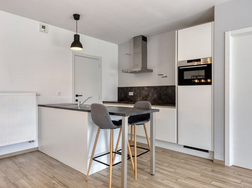 Ben je op zoek naar een instapklaar appartement met ruim terras en een rustig, groen uitzicht? Of ben je investeerder en zoek je een slimme vastgoedbe