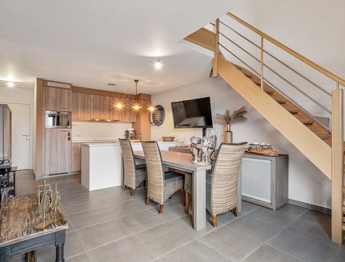                                         Appartement à vendre à Iddergem, € 240.000
