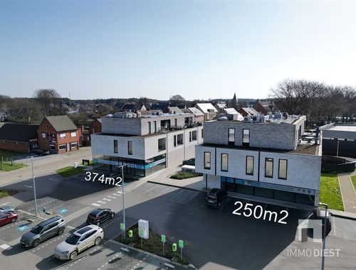                                         Commercieel Gebouw te huur in Oostham, € 2.083
