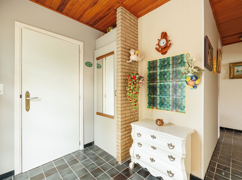 Charmante vrijstaande woning – alles gelijkvloers!<br />
<br />
Op zoek naar ruimte, rust en potentieel? Deze volledig gelijkvloerse woning in een r