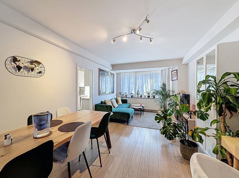 Appartement te huur in ,
                    1200 Sint-Lambrechts-Woluwe