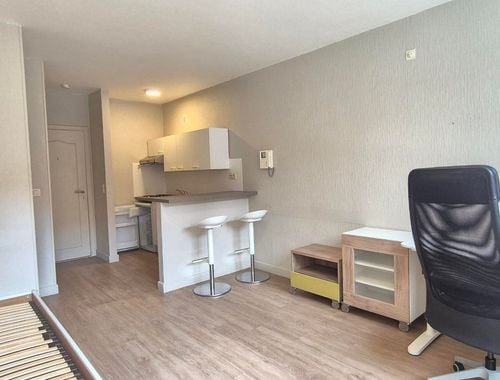                                         Studio te huur in Leuven, € 700
