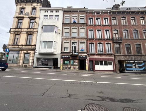                                         Handelsgelijkvloers te koop in Liège, € 99.000
