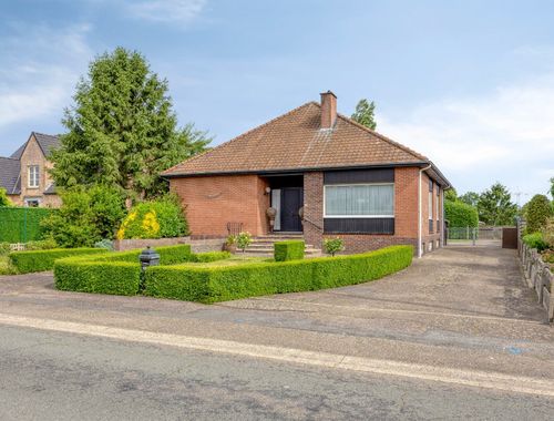                                         Maison à vendre à Meeuwen, € 369.000
