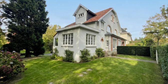Huis te koop in AVENUE DES AUBÉPINES 63, 1180 Ukkel