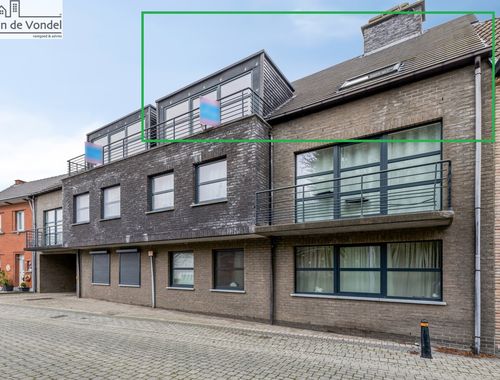                                         Dakappartement te koop in Erembodegem, € 254.000

