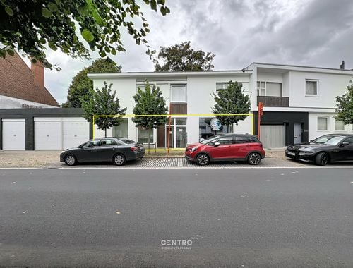                                         Commercieel Gebouw te huur in Roeselare, € 900
