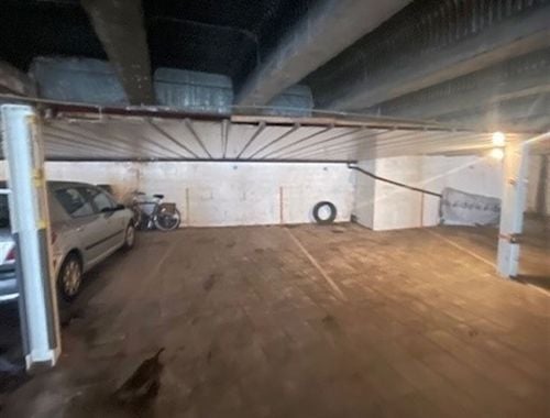                                         Staanplaats te koop in Borgerhout, € 17.000
