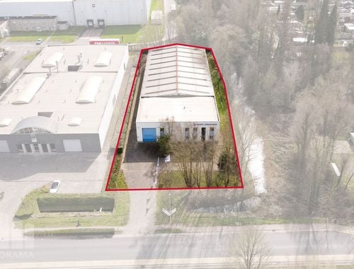                             Bâtiment d’entreprise à vendre à Niel
