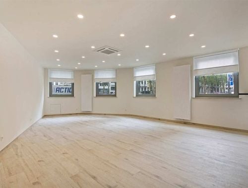                                         Appartement à louer à Antwerpen, € 990
