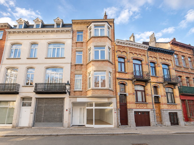 Bien professionnel à louer à ,
                    1040 Etterbeek