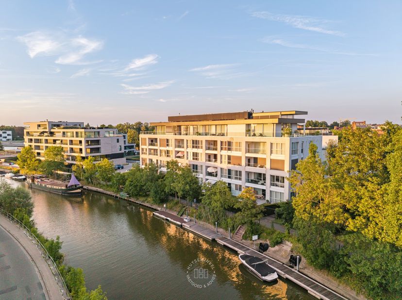 Appartement te koop in Minister Liebaertlaan 53 - D bus 11,
                    8500 Kortrijk