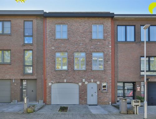                                         Bel-étage à vendre à Edegem, € 525.000
