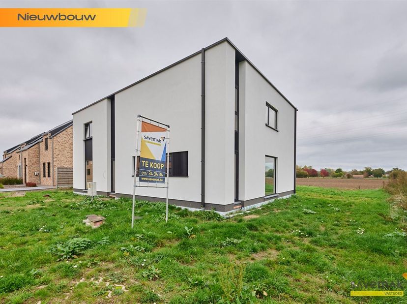 Maison BEN jumelée nouvellement construite à Reppel !<br />
La maison dans son état actuel à l'épreuve du vent comprend :<br />
<br />
* Ventilatio