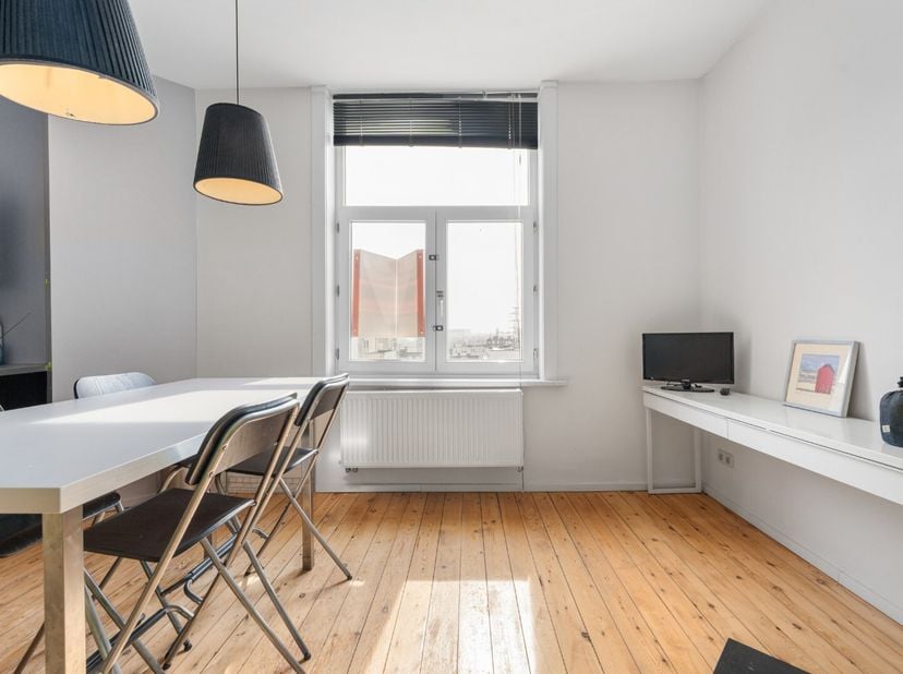 Découvrez cet agréable appartement d'une chambre situé dans la résidence Palace à Zeebrugge. Grâce à son agencement pratique et à son débarras très sp