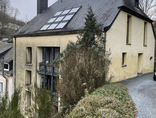                                         Appartement à vendre à Bouillon, € 85.000
