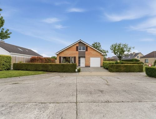                                         Woning te koop in Veurne, € 329.000
