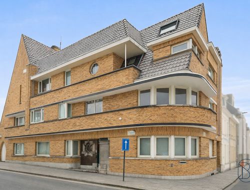                                         Herenwoning te koop in Ronse, € 465.000
