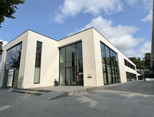                                         Kantoor te huur in Sint-Denijs-Westrem, € 8.412,50
