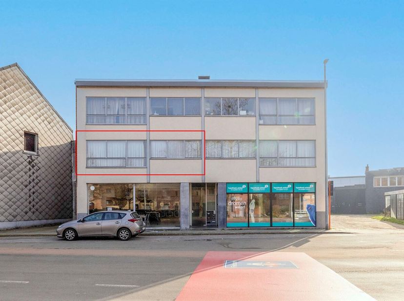 2- Slaapkamer appartement in centrum Herentals<br />
Ligging: Het appartement is gelegen in een kleinschalige residentie in het centrum van Herentals,