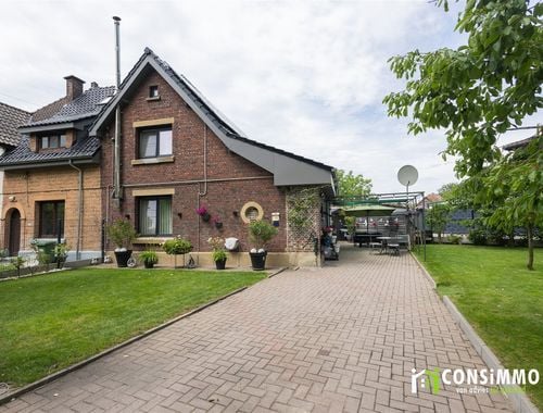                                         Maison à vendre à Genk, € 320.000

