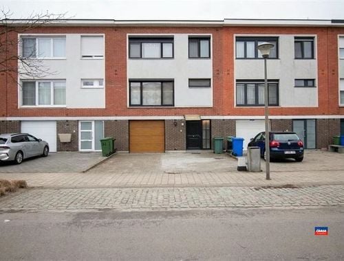                                         Bel-étage à vendre à Hoboken, € 445.000
