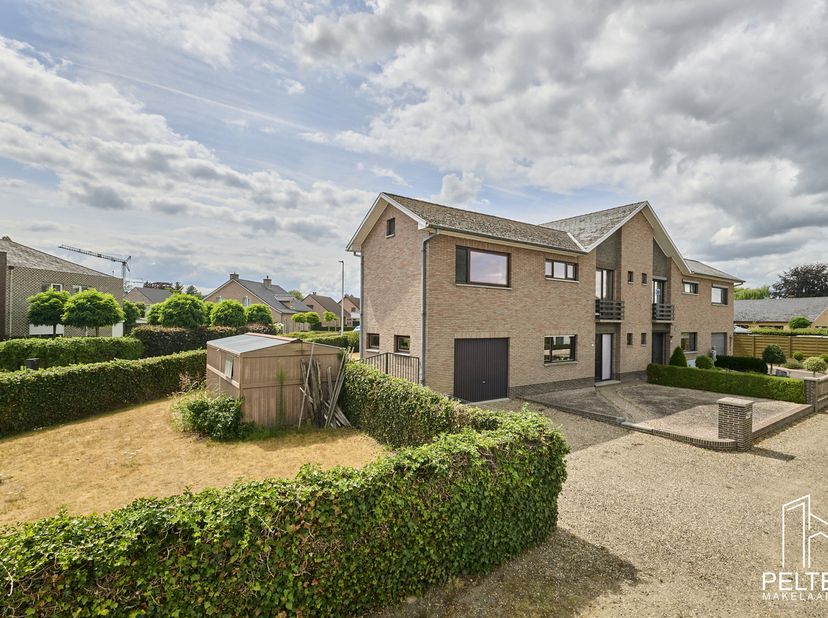 Huis te koop in Kapelstraat 33,
                    3950 Bocholt