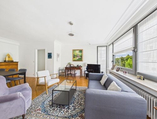                                         Appartement à louer à Uccle, € 1.300
