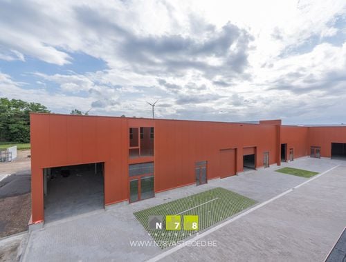                                         Bedrijfsgebouw te koop in Mechelen-aan-de-Maas, € 198.000
