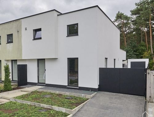                                         Maison à vendre à Hechtel, € 465.000
