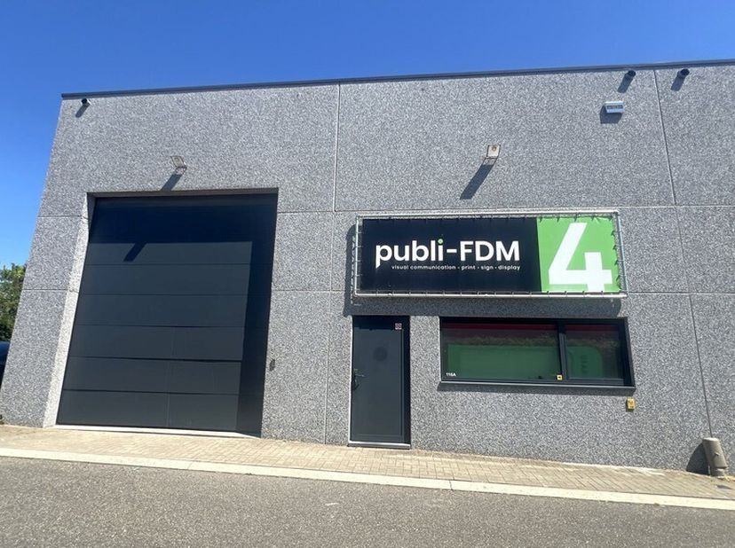 Cherchez-vous une unité PME fonctionnelle et facilement accessible à Sint-Lievens-Houtem? Dans le Business Park De Molenkouter, vous louez des entrepô