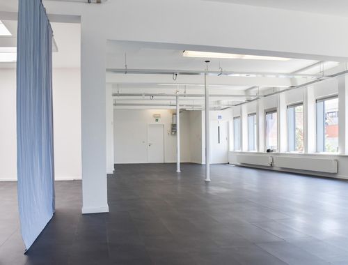                                         Handelszaak te huur in Bornem, € 1.000
