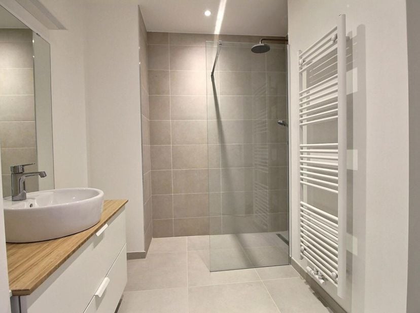 Appartement te huur in Avenue de Tervueren 257,
                    1150 Sint-Pieters-Woluwe