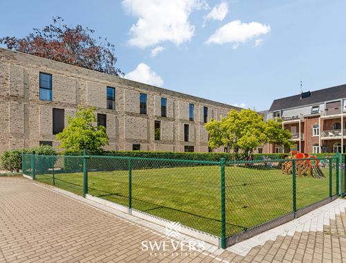                                         Serviceflat te koop in Diepenbeek, € 240.000
