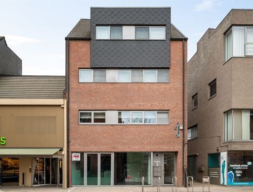                                         Rez-de-chaussée commercial à vendre à Geel, € 330.000
