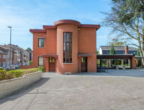                                         Villa te koop in Rocourt, € 650.000
