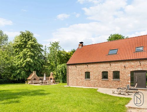                                         Villa te koop in Estaimpuis, € 899.000
