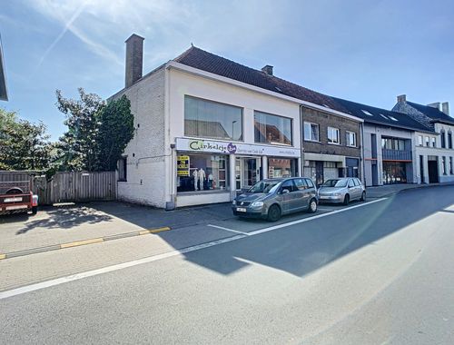                                         Handelspand met woonst te koop in Oudenaarde, € 345.000
