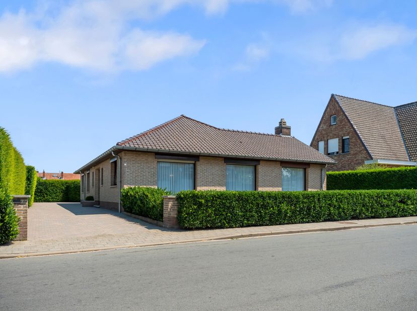 Maison à vendre
                    à 8552 Moen